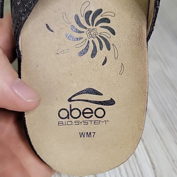 Abeo Biosystem Dorin Leather Dark Brown Shimmer Sandals Womens Size 7 - Picture 8 of 11